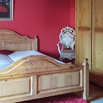 2 Bedroom Lovely In Retowo 4 *